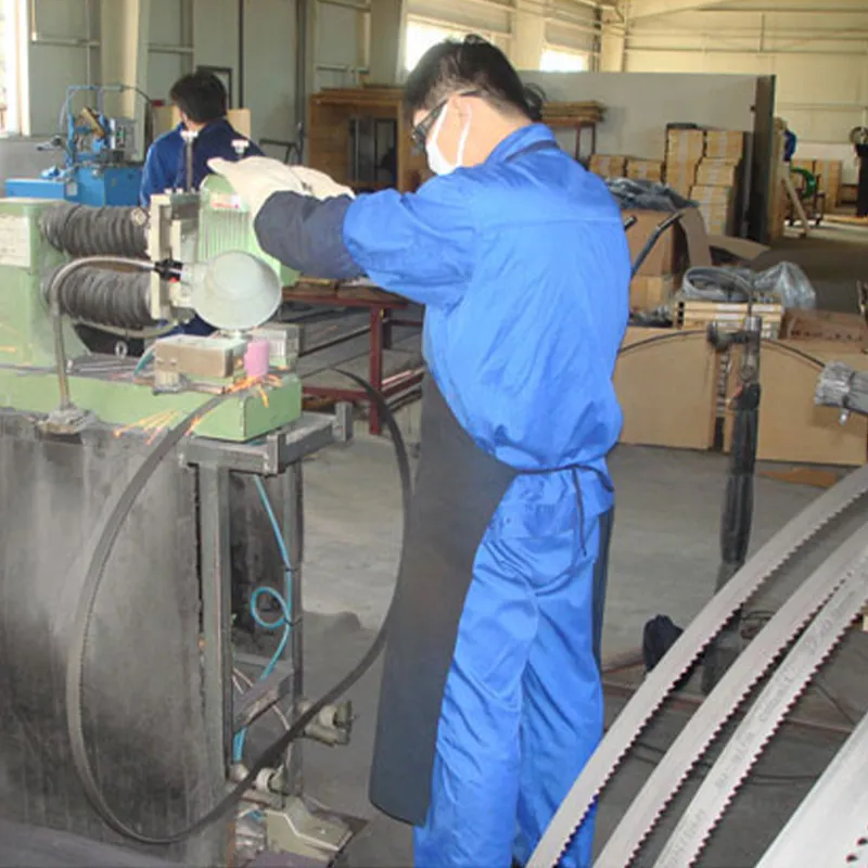 Биметаллическое пильное полотно для ленточной пилы.2