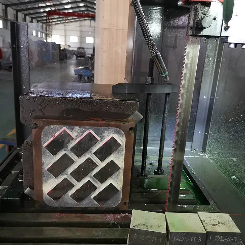 Вертикальный ленточнопильный станок Шэнъян G520A подвижный рабочий стол.5