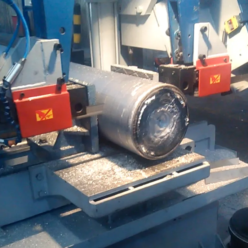 Высокоскоростной горизонтальный ленточнопильный станок Шэнъян резка алюминиевых прутков и труб.3